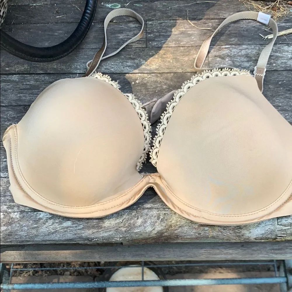 Calvin Klein Cream T-Shirt Bra Seamless Underwire